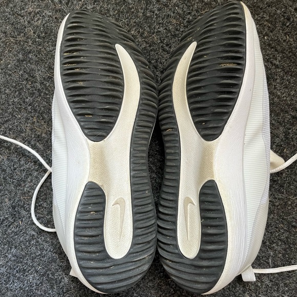 Nike ACE SummerLite Spikeless Golf Shoes - Picture 4 of 4